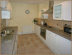 self-catering-kitchen.jpg